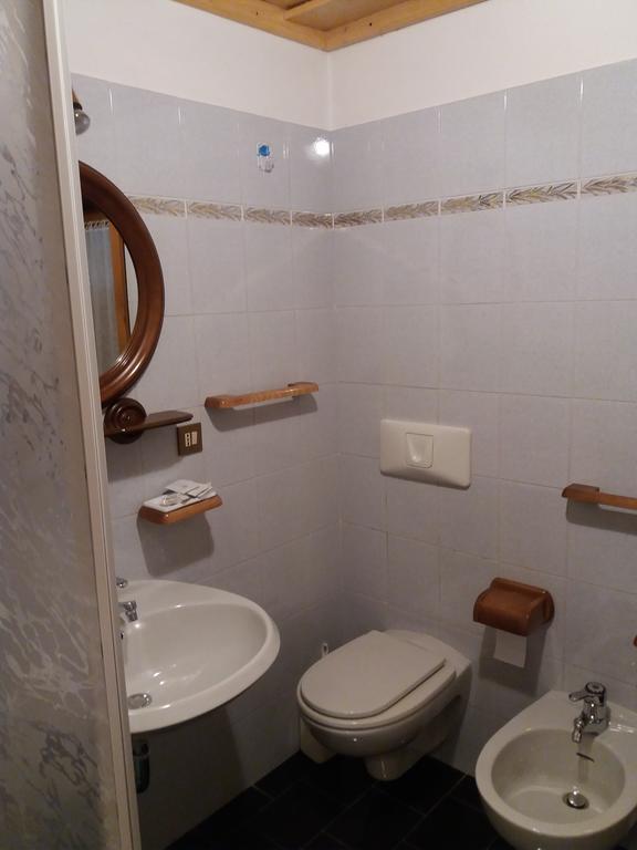 Locanda Da Pierina Santo Stefano Di Cadore Luaran gambar